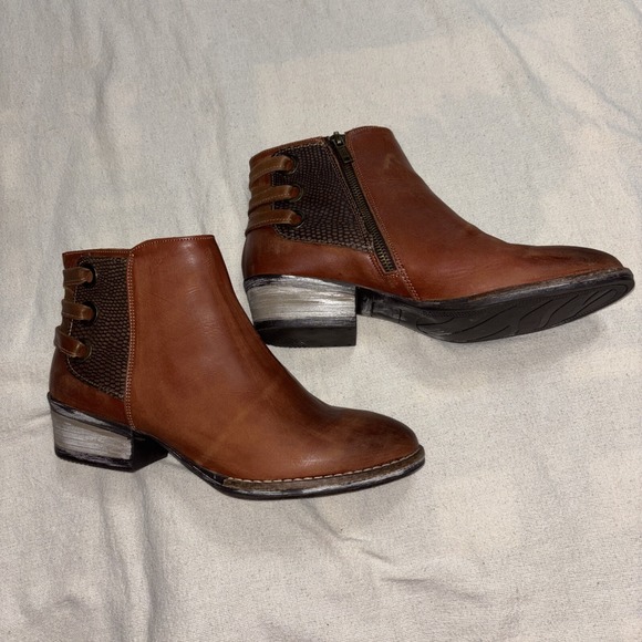 Sterling River Womens Sz9 Brown Shortie‎ Bootie Rust Color Leather Lace Back - Picture 2 of 10